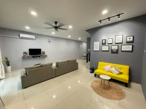 CozyRetreat by Jane-2.5storey in Ipoh (15pax) - Image 2