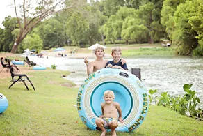 Metro, kayaking, swimming, fishing, barbecue, and more! - Image 2
