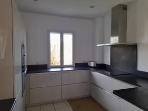 SUPERB T3 120M2 OF CHARACTER - Image 3