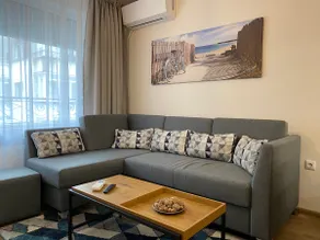 Luxury serviced apartment by Arletti Hotel - Blue - Image 2
