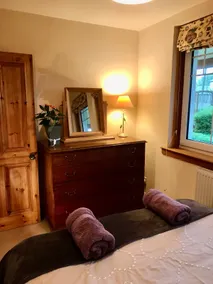 1 bedroom, country location, 6 miles from Perth - Image 3