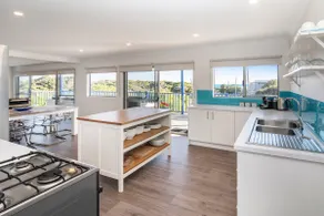 Gracetown Beach House - relaxing beachside holiday - Image 3