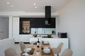 Sunrise Apartment - Image 4