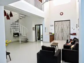 Villa 51 - Image 2