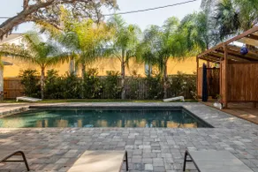 Gorgeous Hideaway w/Pool in Historic Downtown NSB - Image 4