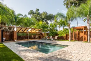 Gorgeous Hideaway w/Pool in Historic Downtown NSB - Image 2