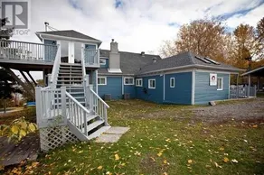 Spacious 1-br apartment with kitchenette + hottub - Image 2