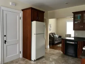 275 N 2nd St - The Red Brick Lower - Image 4