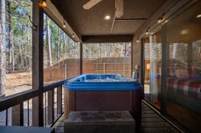 Pet friendly 1 BR Cabin, Hot Tub, Fire Pit, Sleeps 4 - Image 3