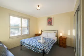 Blue Waters Apartments - Image 3