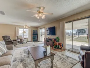 Entire residental home in Dewey - Image 4