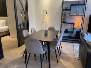 3 Bedroom Apartment in a Art-Nouveau House - Image 2