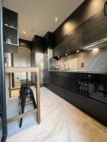 3 Bedroom Apartment in a Art-Nouveau House - Image 5
