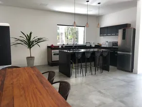 House with heated pool and fireplace - Image 3