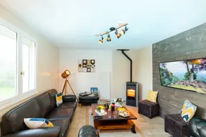 200 m from the beach - Indoor pool - Games room - Image 5