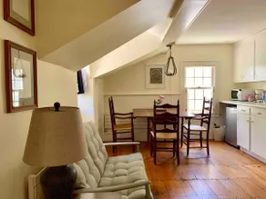 Birch Suite- 2nd Floor Apartment with Kitchenette in front of Smith College - Image 3