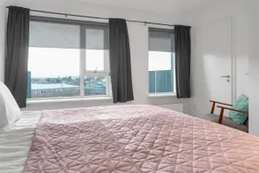Best View Downtown Reykjavik-with private parking - Image 2