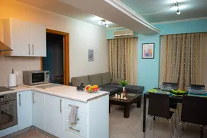 Modern serenity, 2 lux bathrooms & huge balcony! - Image 4