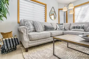 City Lodge -Beautiful 10 Person Home Near the Mall - Image 4