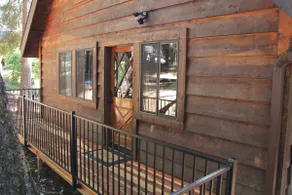 Little Lakeside Lodge with Lake Views - Sleeps 8 - Image 2