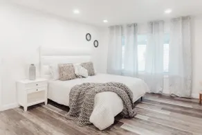 Cozy 3BR Retreat • Fireplace • Quiet Area - Image 4