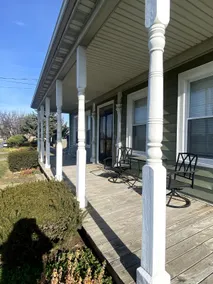 Jane's Airbnb (Second Story Unit) - Image 4