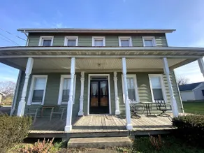 Jane's Airbnb (Second Story Unit) - Image 3