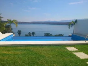 Casa Palmitas Tequesquitengo fun and relaxation - Image 2