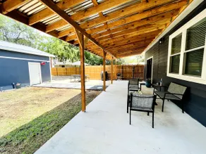 Cozy Vintage Gem-Big Yard-Near Schreiner-Dogs OK - Image 5