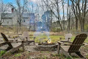 West AVL Cabin: Hot Tub, Fire Pit, Dogs Welcome - Image 4