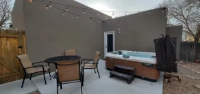 \"SteamPunk\" 2bedroom With Hottub, Pets Welcome, 5G Fiber WiFi ! - Image 2