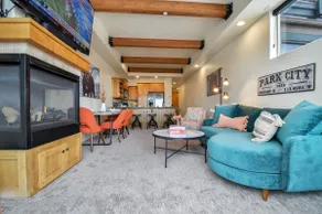 skiNewpark35:Walkable, View, Deck, Hot Tub, Garage - Image 4