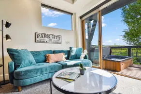 skiNewpark35:Walkable, View, Deck, Hot Tub, Garage - Image 3