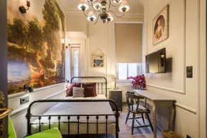 BpR Violet Noir Apartment with A/C - Image 5