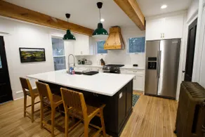 Green Lake Getaway - Image 2