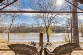 The Dirt Rd River Cabin - Image 3