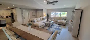 Remodeled 4 BR 3 Full Bath Sunshine Getaway - Image 3