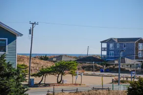 Skye's the Limit-400ft to the beach/dog friendly! - Image 5