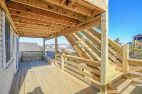 Skye's the Limit-400ft to the beach/dog friendly! - Image 4