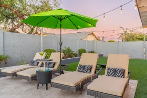 Modern Cactus  - Heated Pool and Hot Tub - Image 3