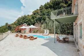 Stylish 3bed villa w/pool, seaviews, beach, peace - Image 5