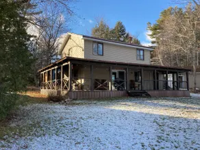 Whitney Landing: A Lakeside Getaway on Upper Cold Stream Pond - Image 2