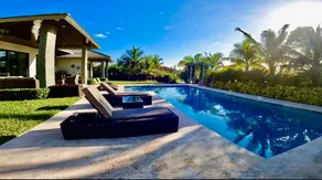 Luxury Water Front Villa Freeport Bahamas - Image 4