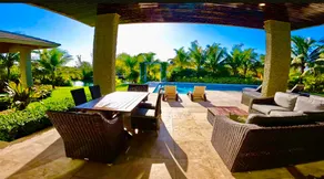 Luxury Water Front Villa Freeport Bahamas - Image 5