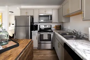 *New*Quaint River Retreat:Peaceful Getaway Suite - Image 3