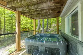 SLOPESIDE 4 BED,HOT TUB, BEACH, FOUR SEASON, NEAR ALGONQUIN PARK AND ARROWHEAD. - Image 4