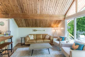 SLOPESIDE 4 BED,HOT TUB, BEACH, FOUR SEASON, NEAR ALGONQUIN PARK AND ARROWHEAD. - Image 3