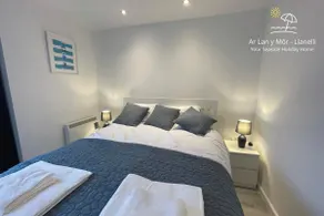 Ar Lan Y Mor - Stunning 2 bed coastal apartment - Image 5