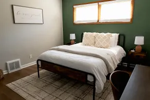 Charming Central Home in Jefferson City - Image 4