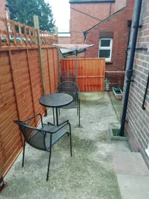 One Bedroom Ground Floor Garden Flat - Image 3